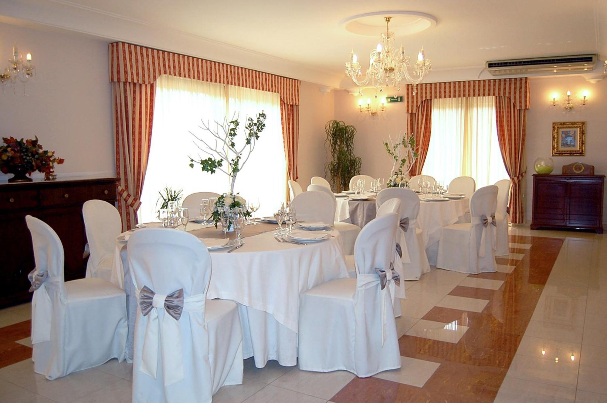 Hotel Ristorante Donato Calvizzano Eksteriør bilde