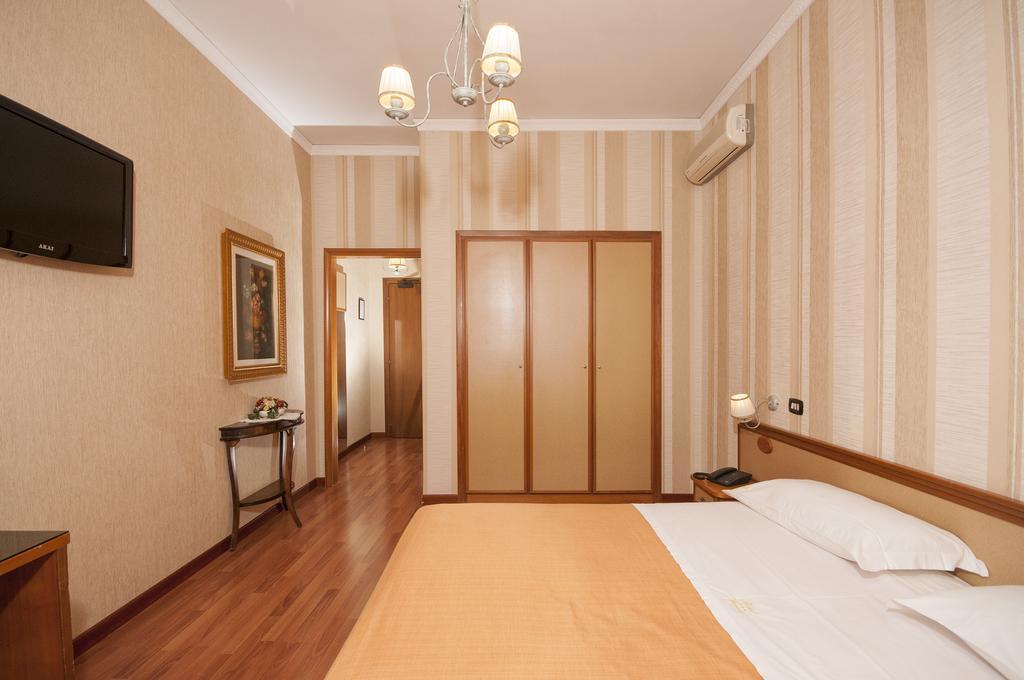 Hotel Ristorante Donato Calvizzano Eksteriør bilde