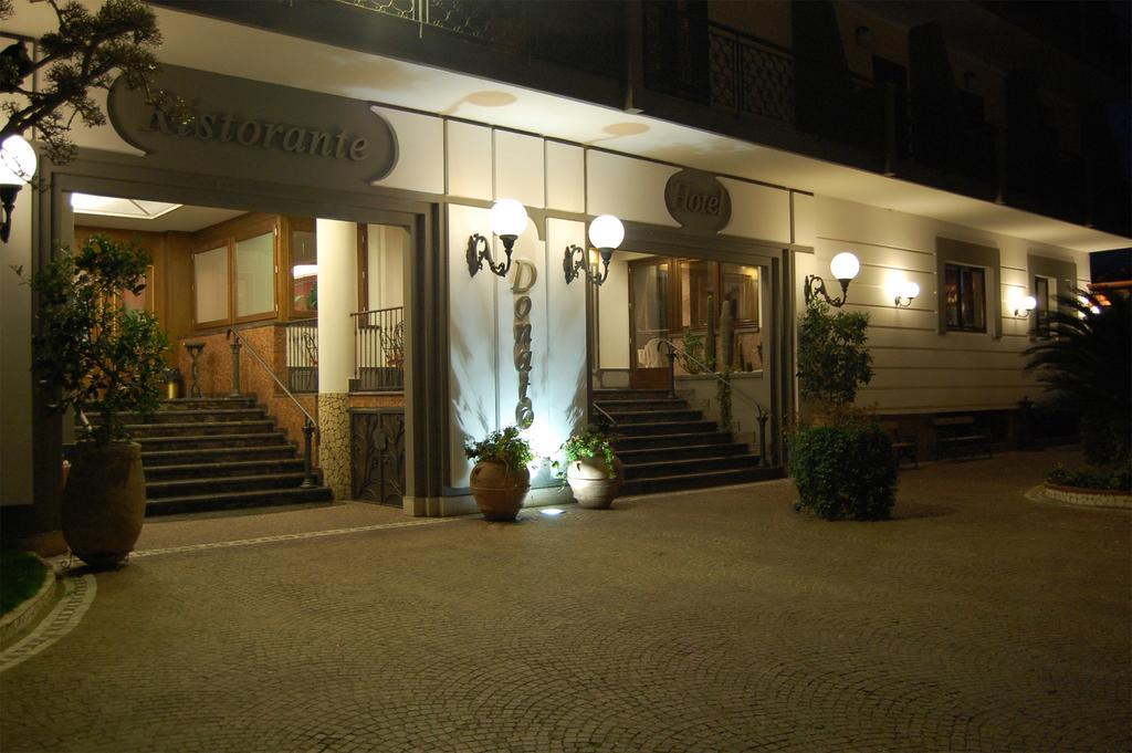 Hotel Ristorante Donato Calvizzano Eksteriør bilde