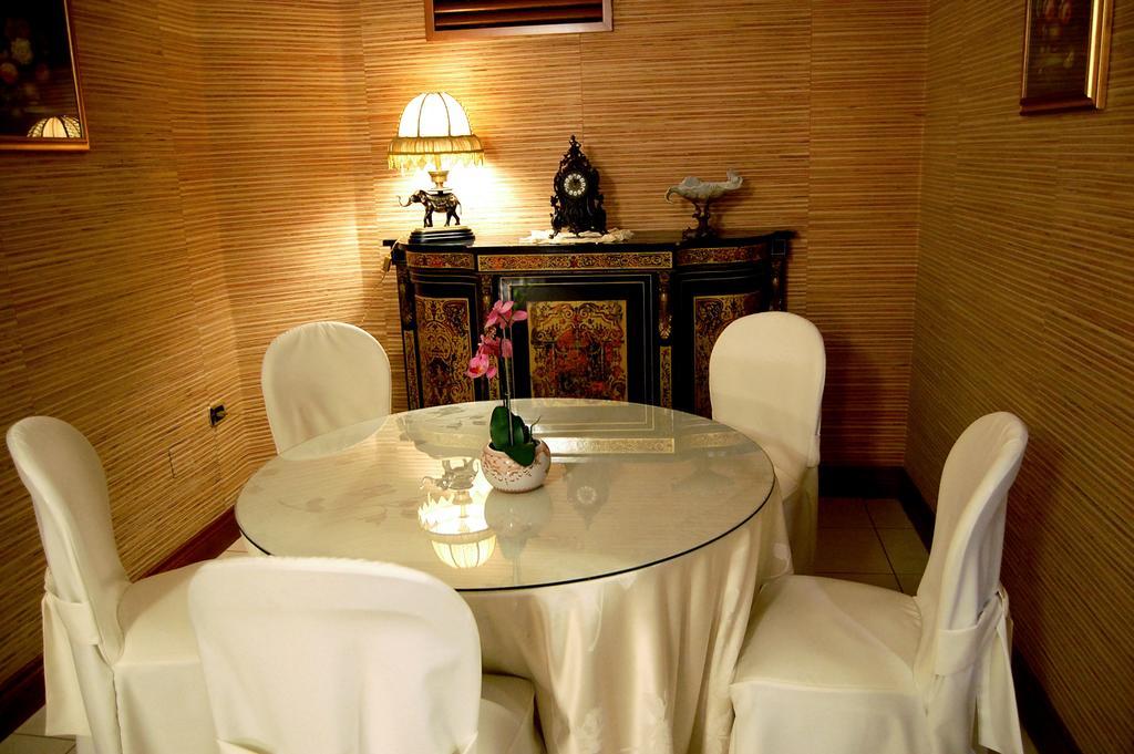 Hotel Ristorante Donato Calvizzano Eksteriør bilde