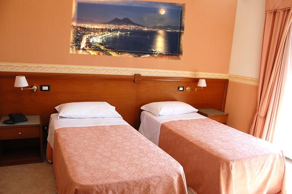 Hotel Ristorante Donato Calvizzano Eksteriør bilde
